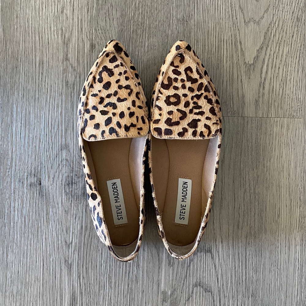 Steve Madden Feather-L Loafer Size 6 - Like New